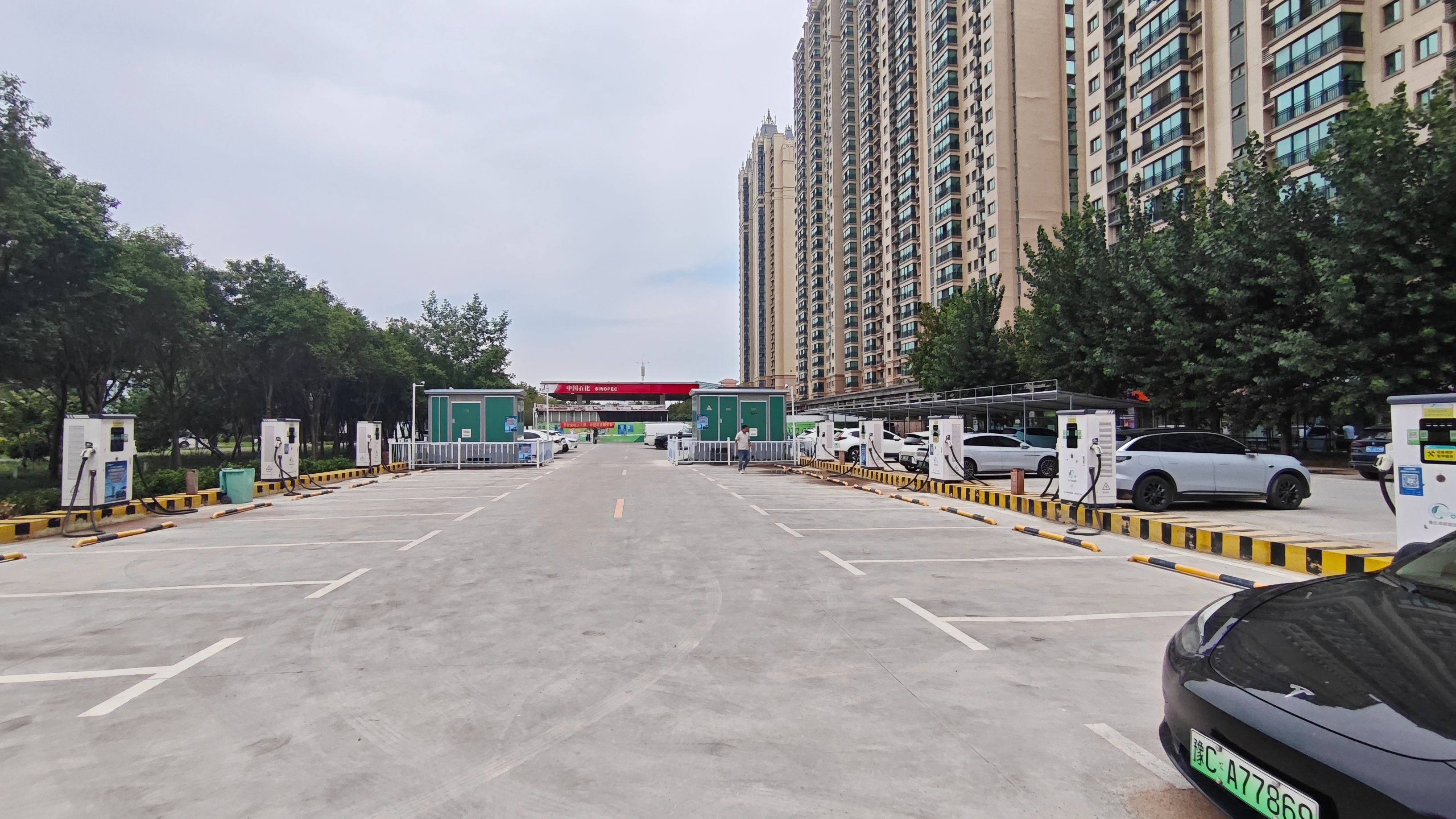 洛阳恒大绿洲充电站