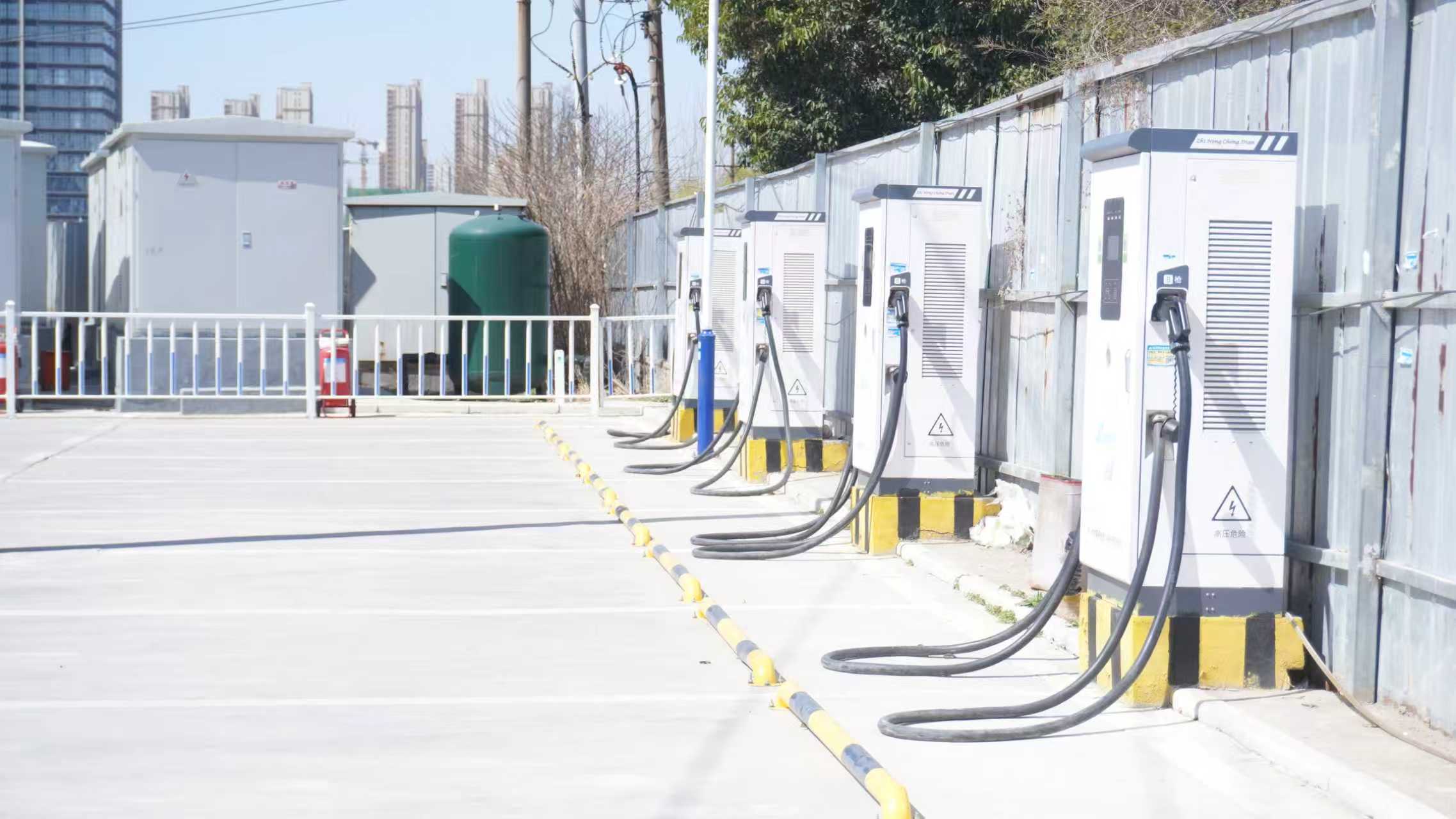 中州大道综合能源站