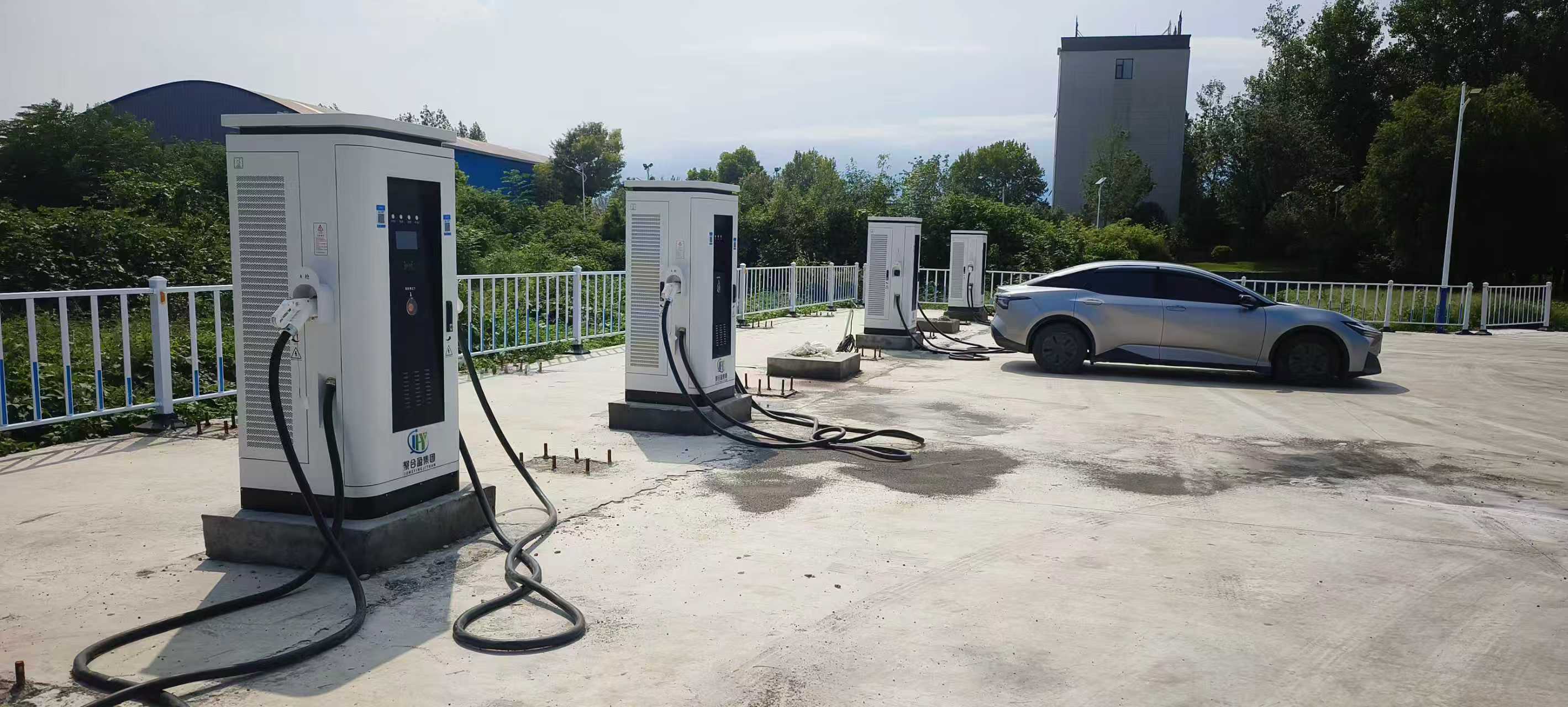 鲁山豫鲁综合能源站